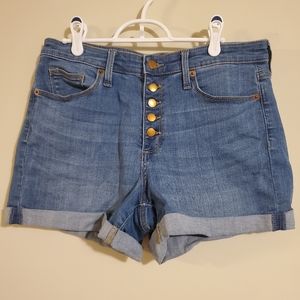 Universal Thread high rise shorts